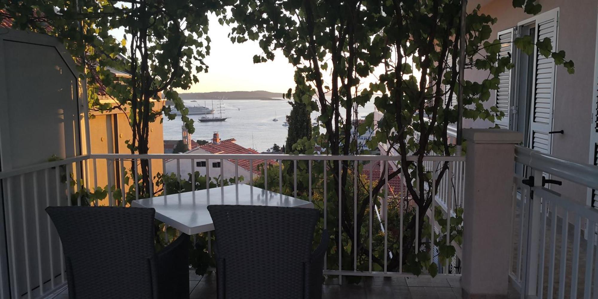 Apartments Kresic Hvar Town Cameră foto