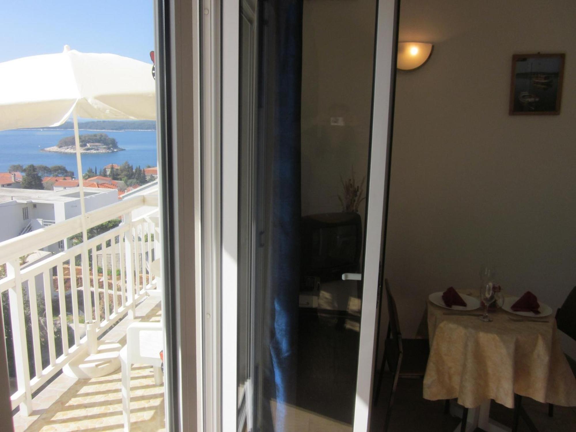 Apartments Kresic Hvar Town Cameră foto