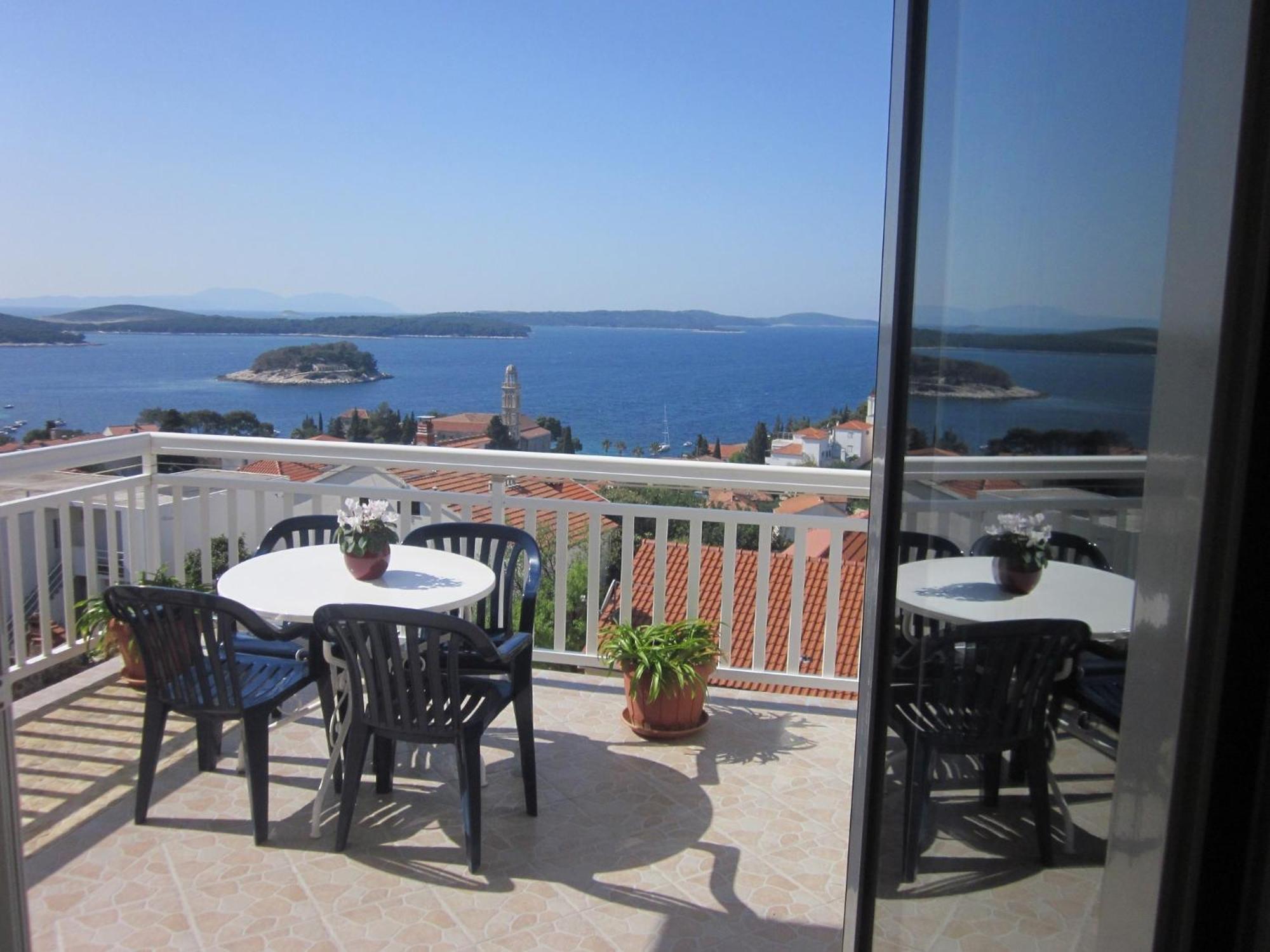Apartments Kresic Hvar Town Cameră foto